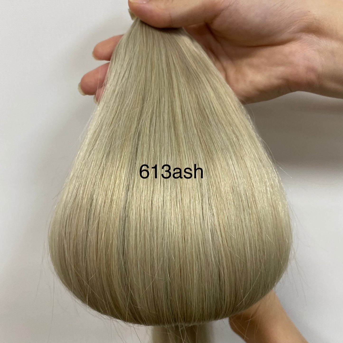 24” BIG SUR HAIR EXTENSIONS U TIP